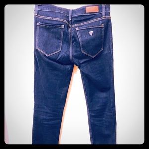 GUESS Mid-Rise Skinny Jeans